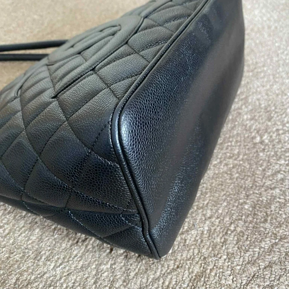 CHANEL Black Quilted Tote with Gold Charm - Picture 4 of 8